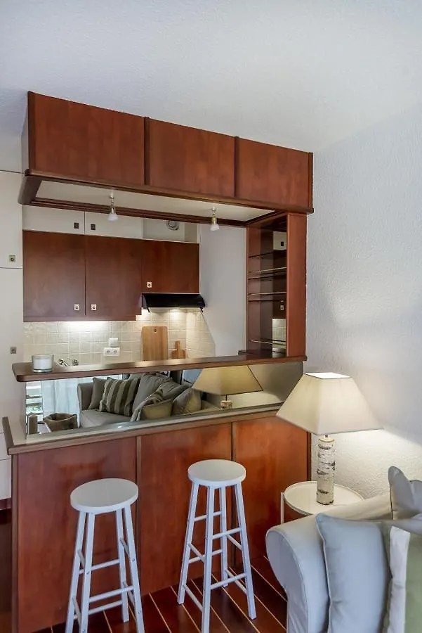 Bord De Mer - Wifi, Ac, Parking, 6Pers Saint-Laurent-du-Var 0*,  Francia